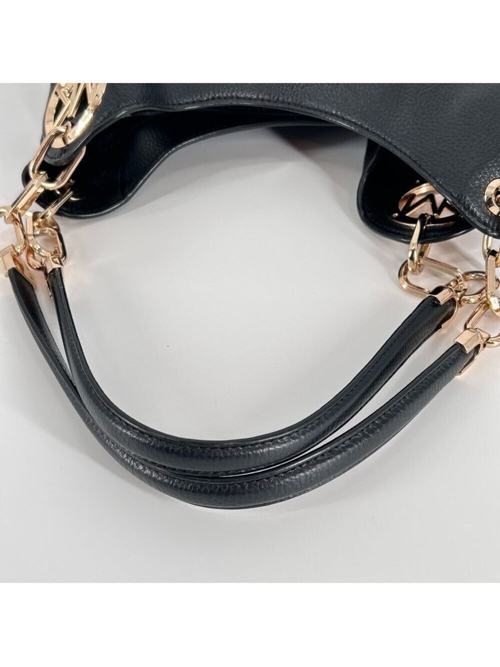 Michael Kors Lillie Large Black Pebbled Leather Shoulder Bag - Picture 11 of 16